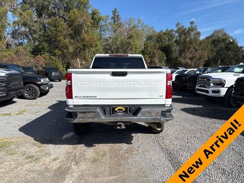 Used 2024 Chevrolet Silverado 2500 LT image 4