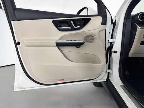 New 2026 Mercedes-Benz GLC 300 image 20