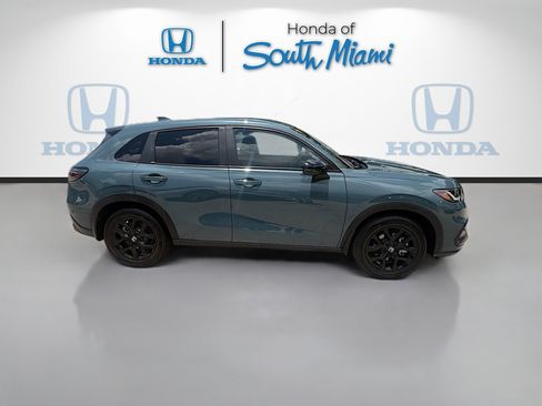 Certified 2025 Honda HR-V Sport image 8