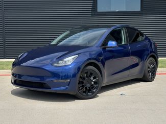 Used 2021 Tesla Model Y Long Range image 1