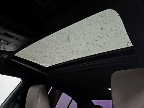 Used 2022 Lexus ES 300h w/ Premium Package image 15