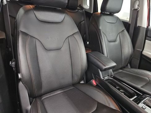 Used 2022 Jeep Compass Limited image 13