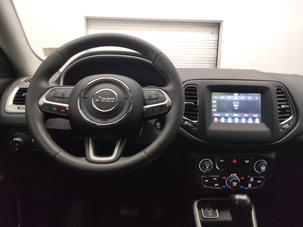 Used 2021 Jeep Compass Latitude FWD image 22