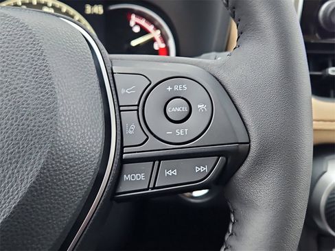 New 2025 Toyota RAV4 XLE Premium image 18