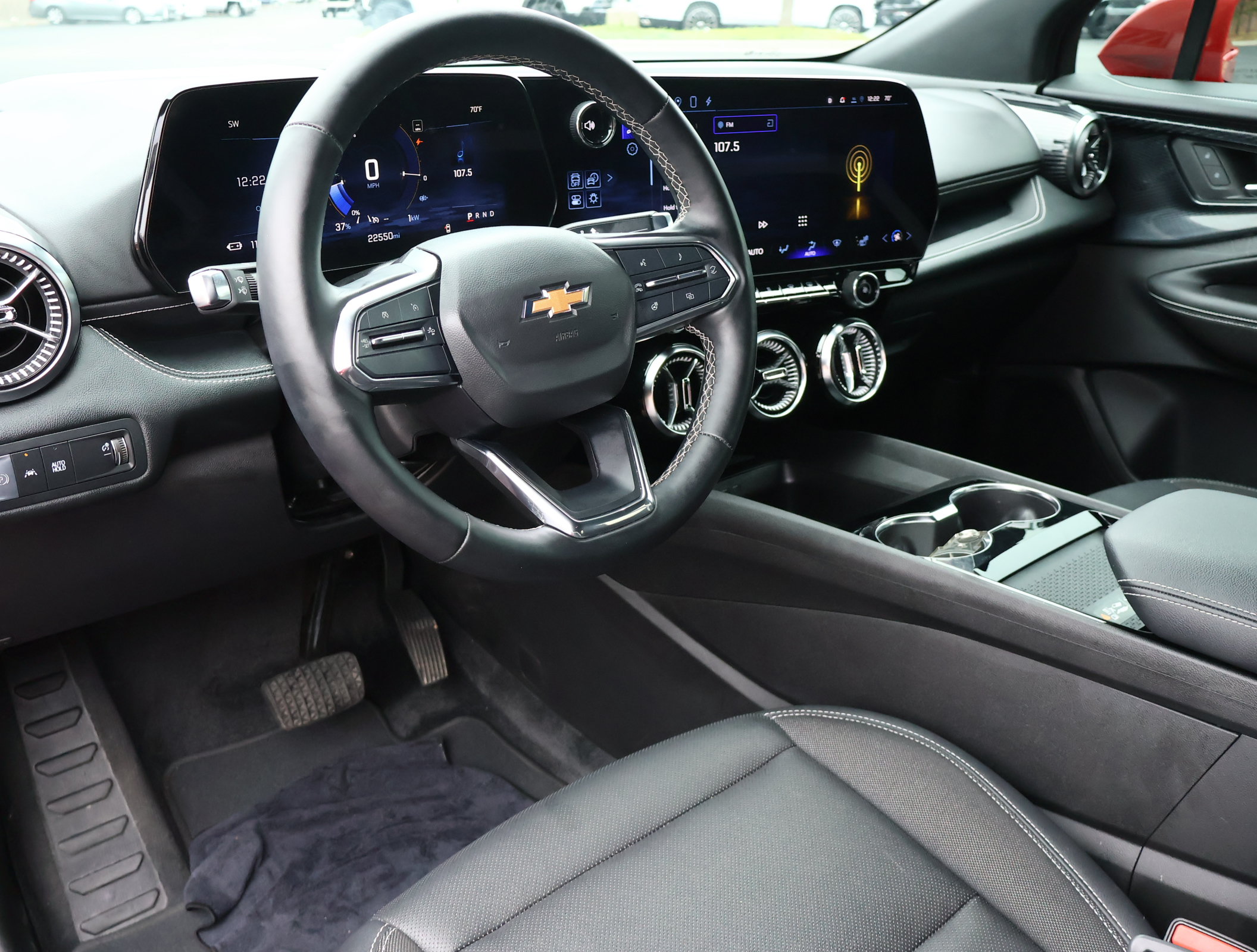 Used 2024 Chevrolet Blazer EV LT AWD/4WD image 3