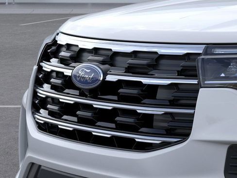 New 2026 Ford Explorer Active image 18