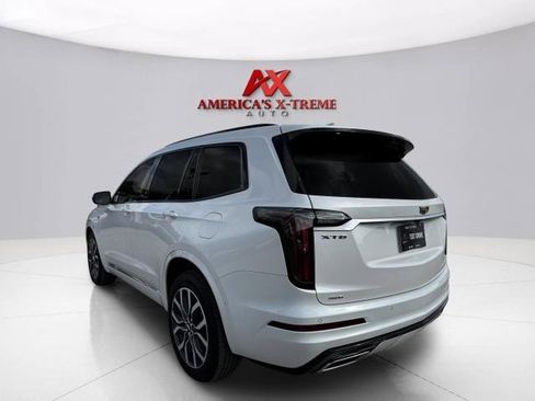 Used 2024 Cadillac XT6 Sport w/ Technology Package AWD/4WD image 4