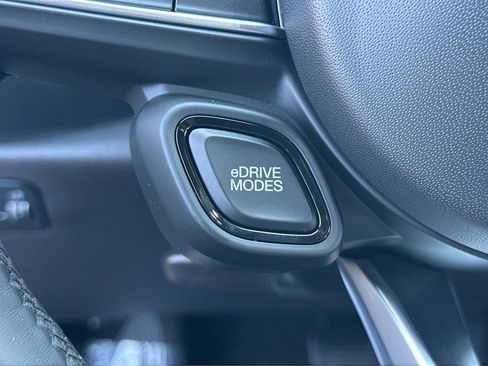 Used 2024 Dodge Hornet R/T w/ Tech Pack w/o Parking image 31