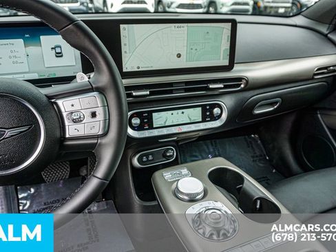 Used 2025 Genesis GV60 RWD image 34