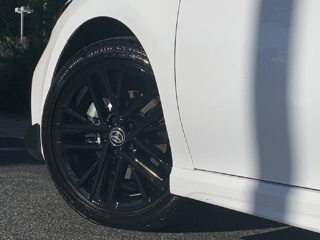 Used 2026 Toyota Camry SE FWD image 41