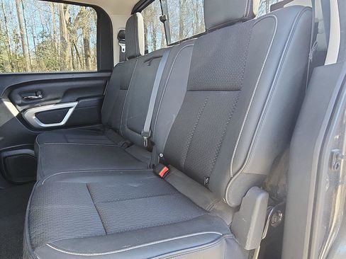 Used 2019 Nissan Titan PRO-4X image 20
