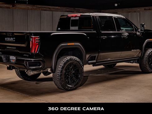 Used 2025 GMC Sierra 2500 AT4 w/ AT4 Premium Plus Package image 10