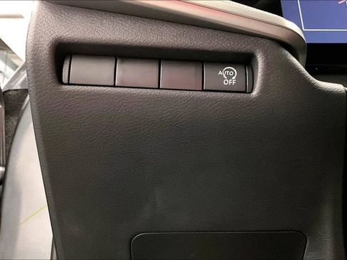 New 2026 Nissan Kicks SV image 26