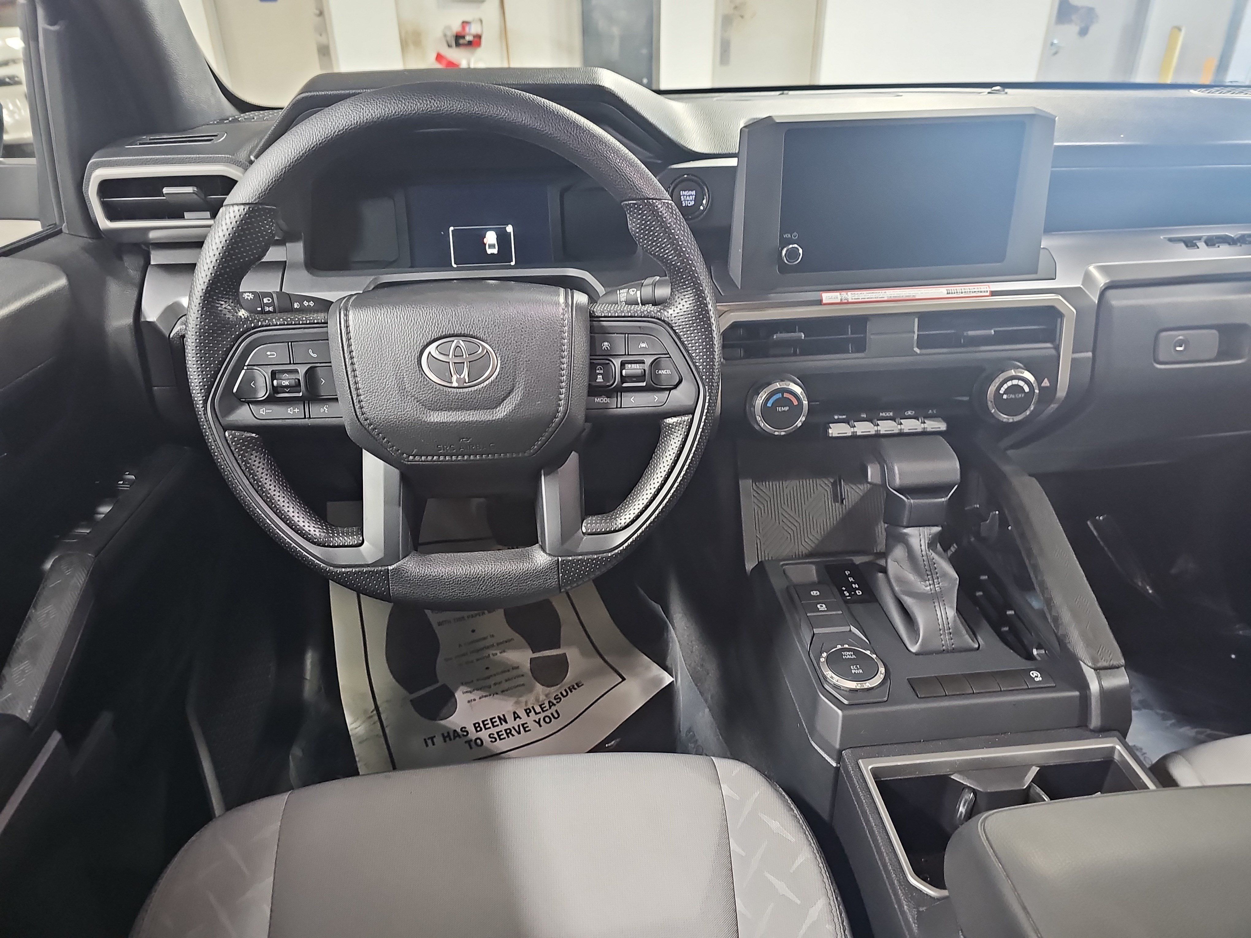 Used 2026 Toyota Tacoma SR5 RWD image 16
