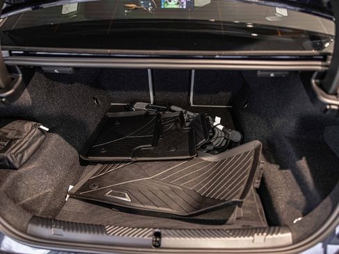 Used 2025 BMW M5 w/ Carbon Package image 16