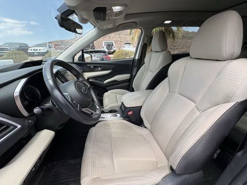 Used 2019 Subaru Ascent Premium AWD/4WD image 9