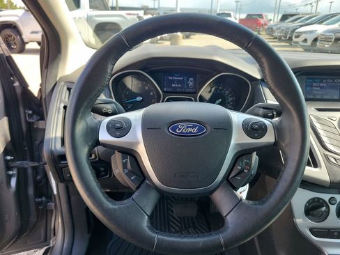 Used 2021 Ford Edge ST-Line w/ Class II Trailer Tow Package AWD/4WD image 20
