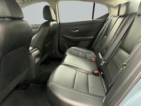 Used 2025 Nissan Sentra SR w/ SR Premium Package FWD image 14
