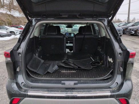 Certified 2020 Toyota Highlander Platinum image 5