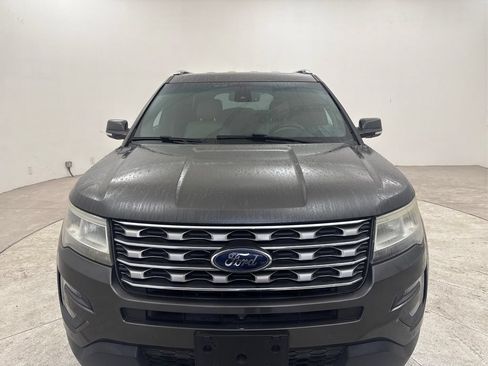 Used 2016 Ford Explorer Limited w/ Equipment Group 301A FWD image 15