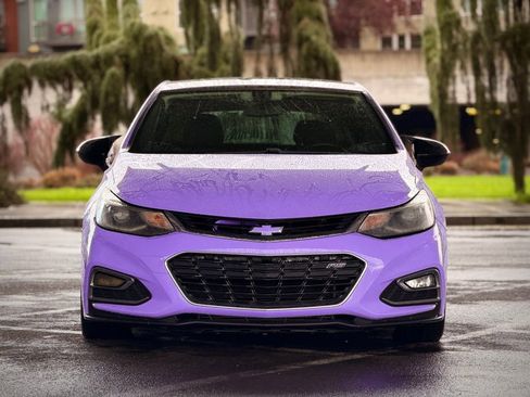 Used 2017 Chevrolet Cruze LT w/ Convenience Package image 3