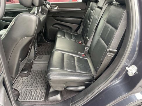 Used 2016 Jeep Grand Cherokee Limited w/ Trailer Tow Group IV image 12