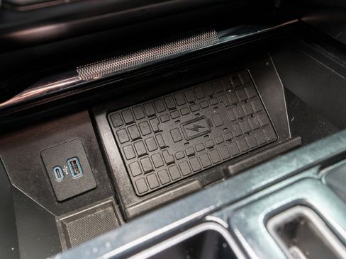 Used 2023 Ford F150 Limited image 33