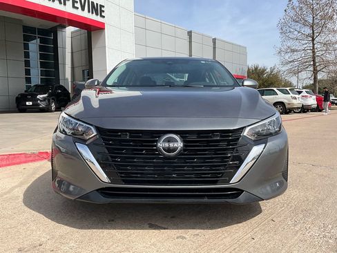 Used 2025 Nissan Sentra S image 3