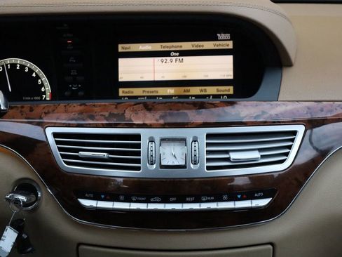 Used 2008 Mercedes-Benz S 550 image 33