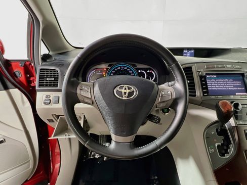 Used 2010 Toyota Venza AWD image 18