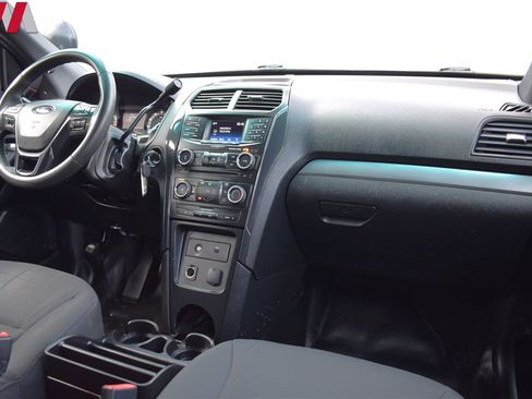 Used 2017 Ford Explorer 4WD Police Interceptor image 11