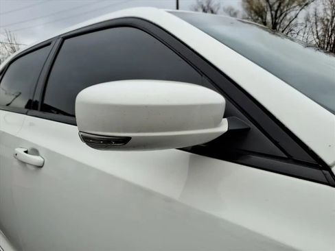 Used 2022 Chrysler 300 S image 9