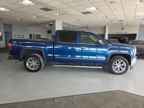 Used 2016 GMC Sierra 1500 SLT w/ SLT Premium Package image 9