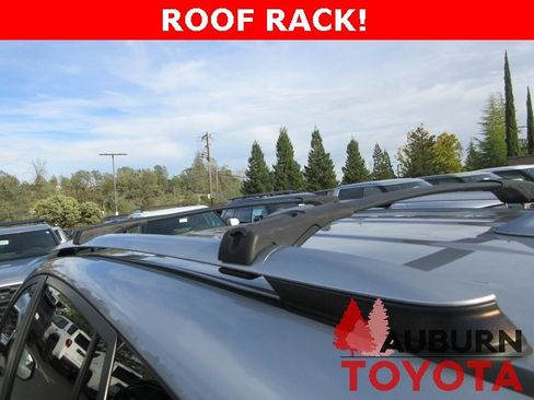 Certified 2017 Toyota RAV4 XLE image 9