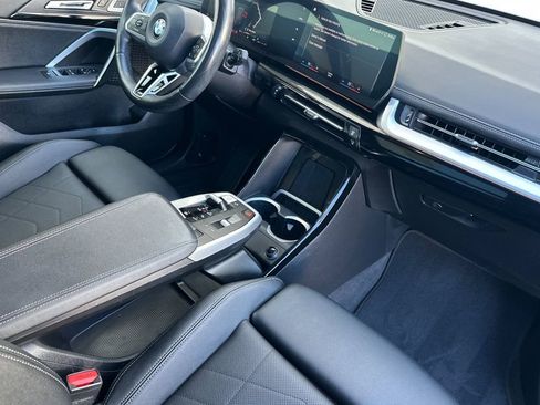 Used 2023 BMW X1 xDrive28i w/ Premium Package image 17