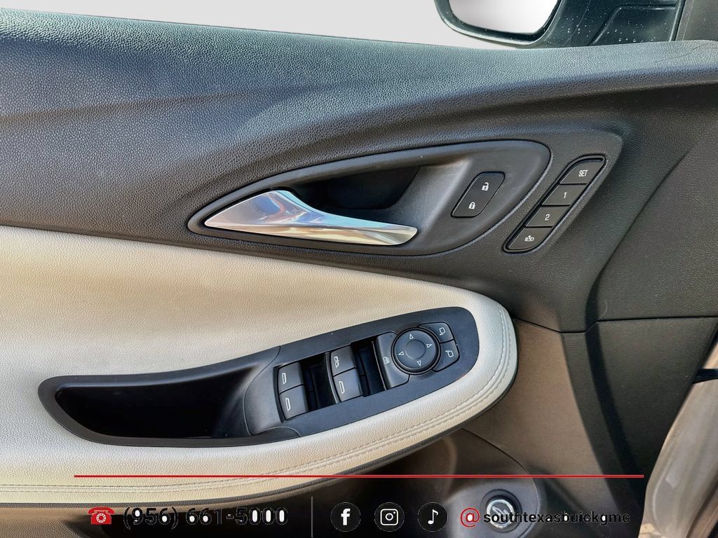 Used 2023 Buick Encore GX Essence w/ Experience Buick Package FWD image 10