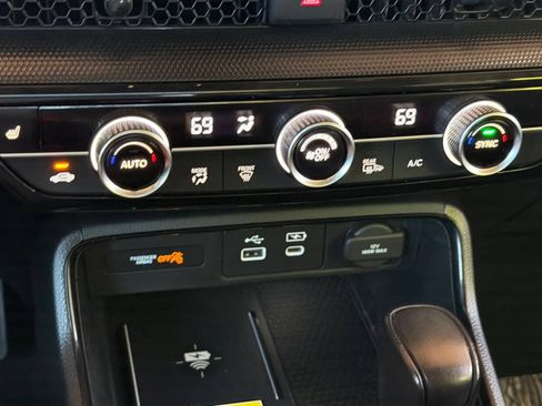 Used 2025 Honda CR-V EX-L image 20