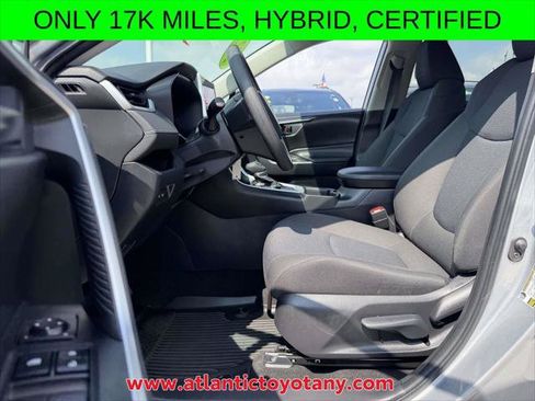 Certified 2023 Toyota RAV4 LE AWD/4WD image 11