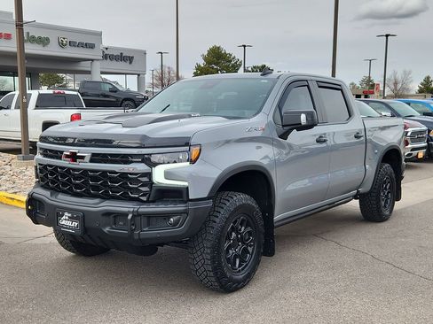 Used 2024 Chevrolet Silverado 1500 ZR2 w/ ZR2 Bison Edition image 4