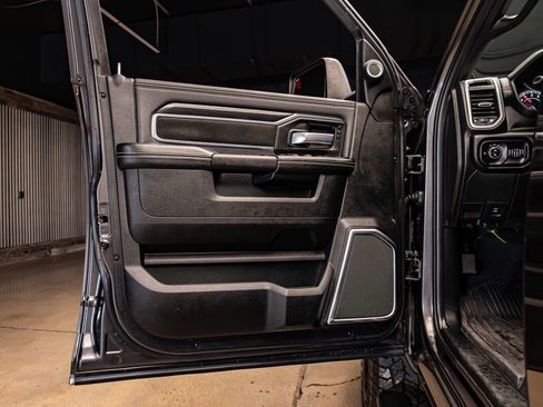 Used 2024 RAM 2500 Laramie w/ Night Edition image 28