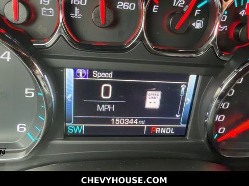 Used 2019 Chevrolet Suburban LT w/ Max Trailering Package RWD image 18