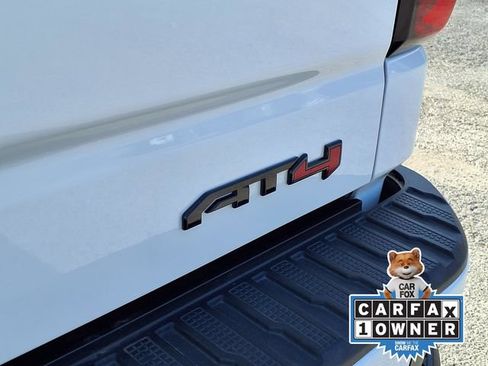 Used 2021 GMC Sierra 1500 AT4 w/ AT4 Value Package AWD/4WD image 19