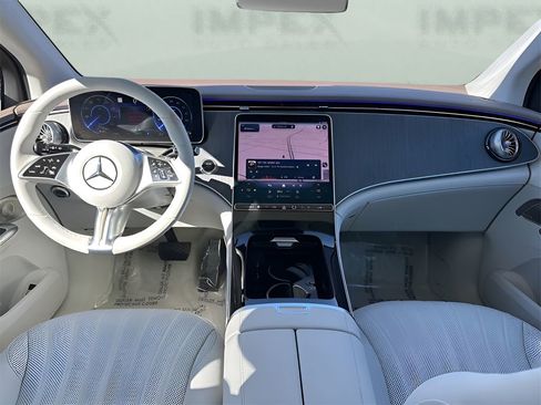 Used 2023 Mercedes-Benz EQE 500 4MATIC SUV w/ Exclusive Trim Package image 13