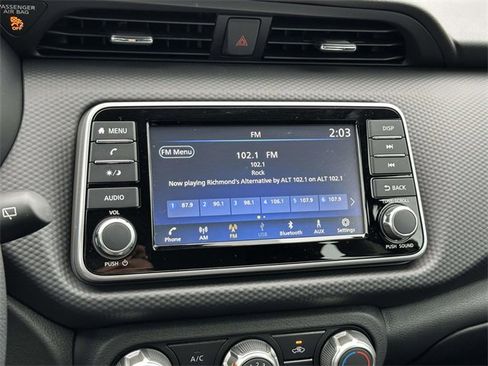 New 2025 Nissan Kicks Play S image 19