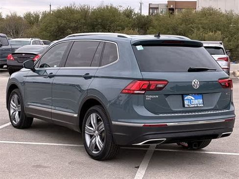 Used 2019 Volkswagen Tiguan SEL Premium image 4
