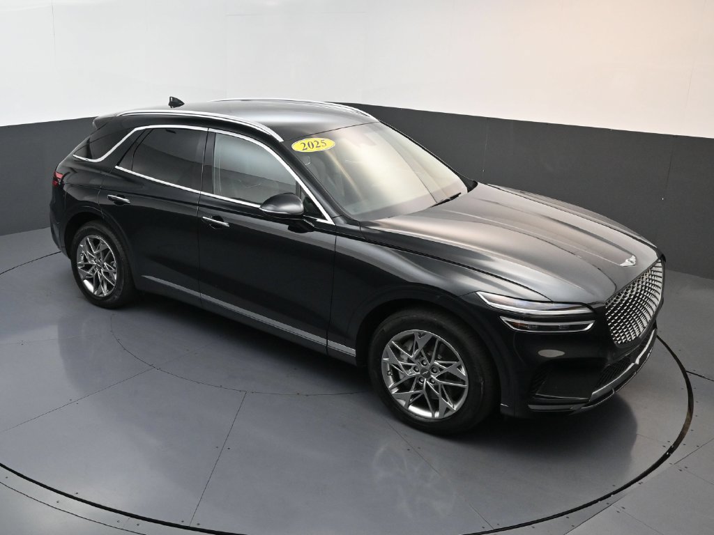 Used 2025 Genesis GV70 2.5T AWD/4WD image 14