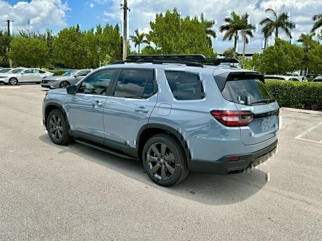New 2026 Honda Pilot Sport image 8