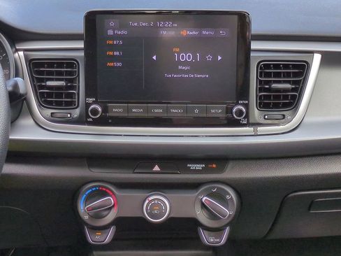 Used 2022 Kia Rio LX image 17
