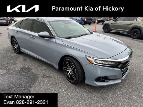 Used 2021 Honda Accord Touring image 3