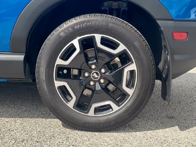 Used 2022 Ford Bronco Sport Outer Banks AWD/4WD image 8